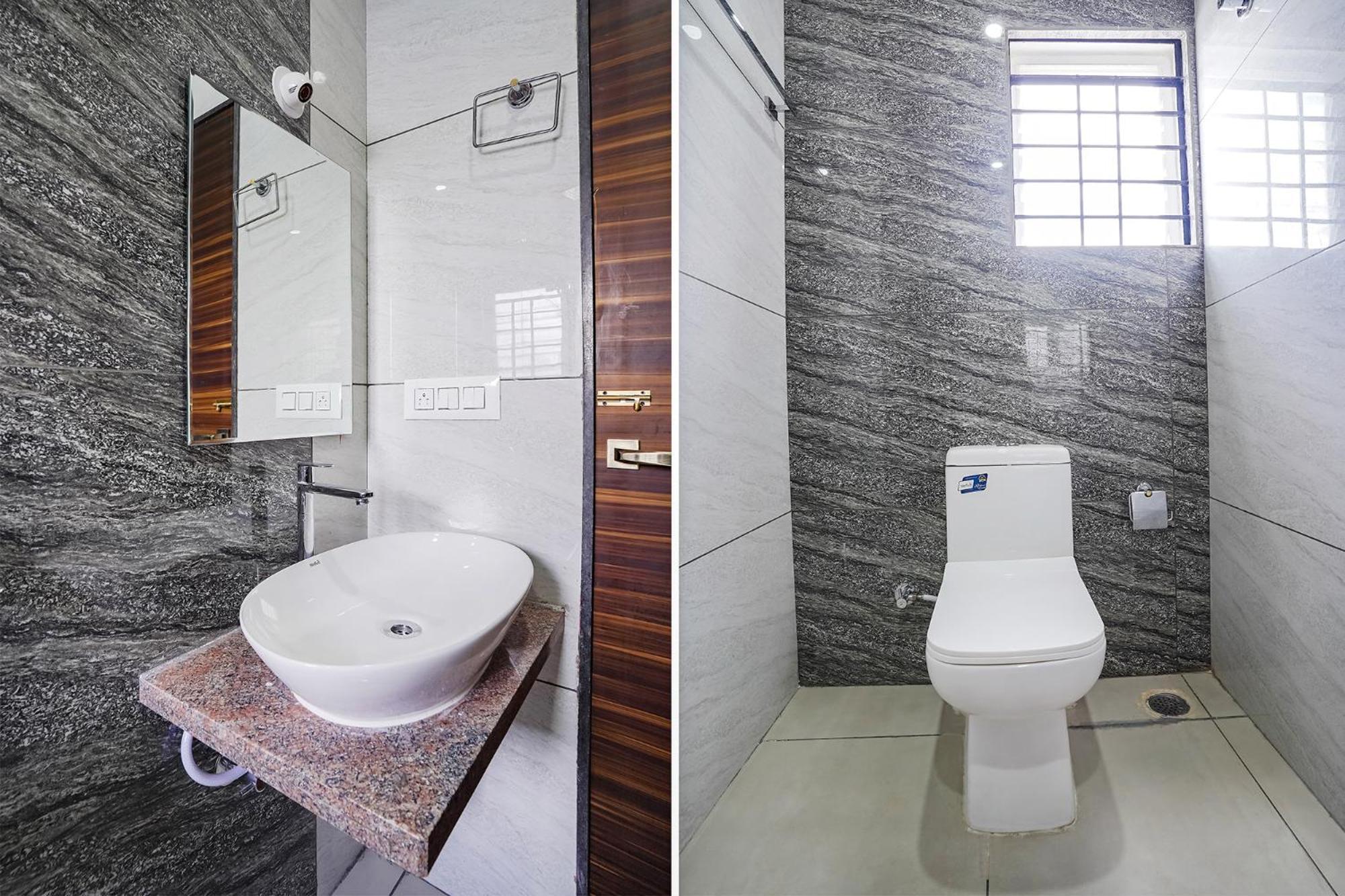 Fabhotel Platinum Palace - Nr Magadi Main Road Bangalore Bagian luar foto